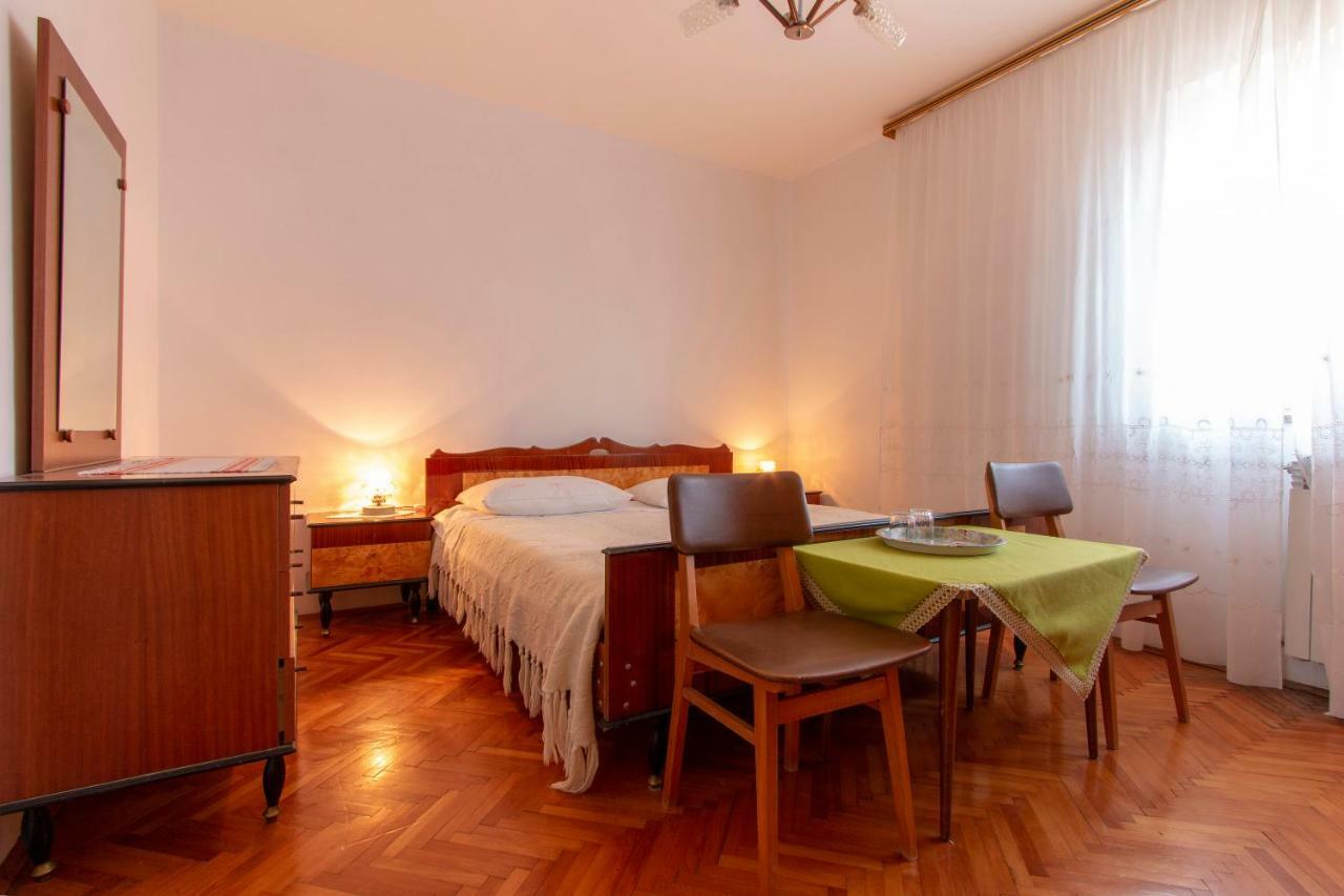 Irena'S Place A2 Ρόβινι Εξωτερικό φωτογραφία