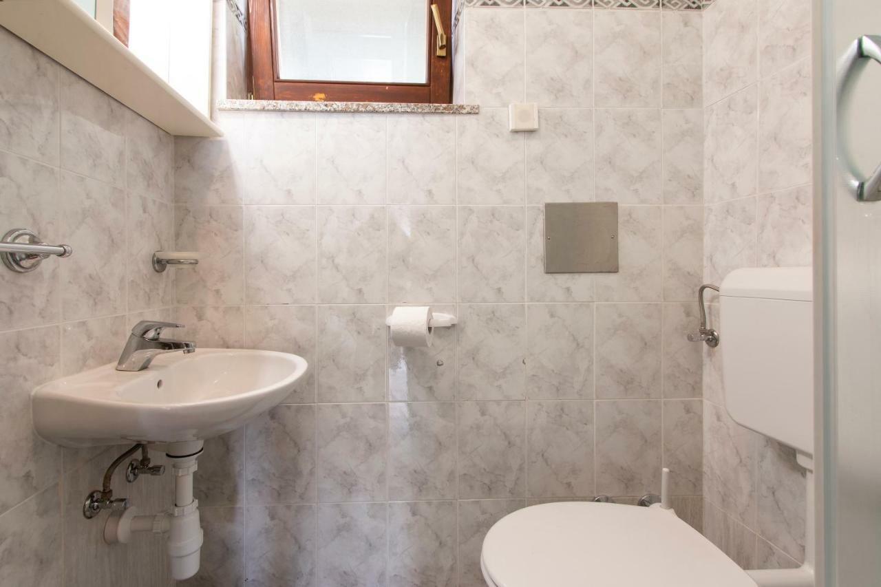 Irena'S Place A2 Ρόβινι Εξωτερικό φωτογραφία