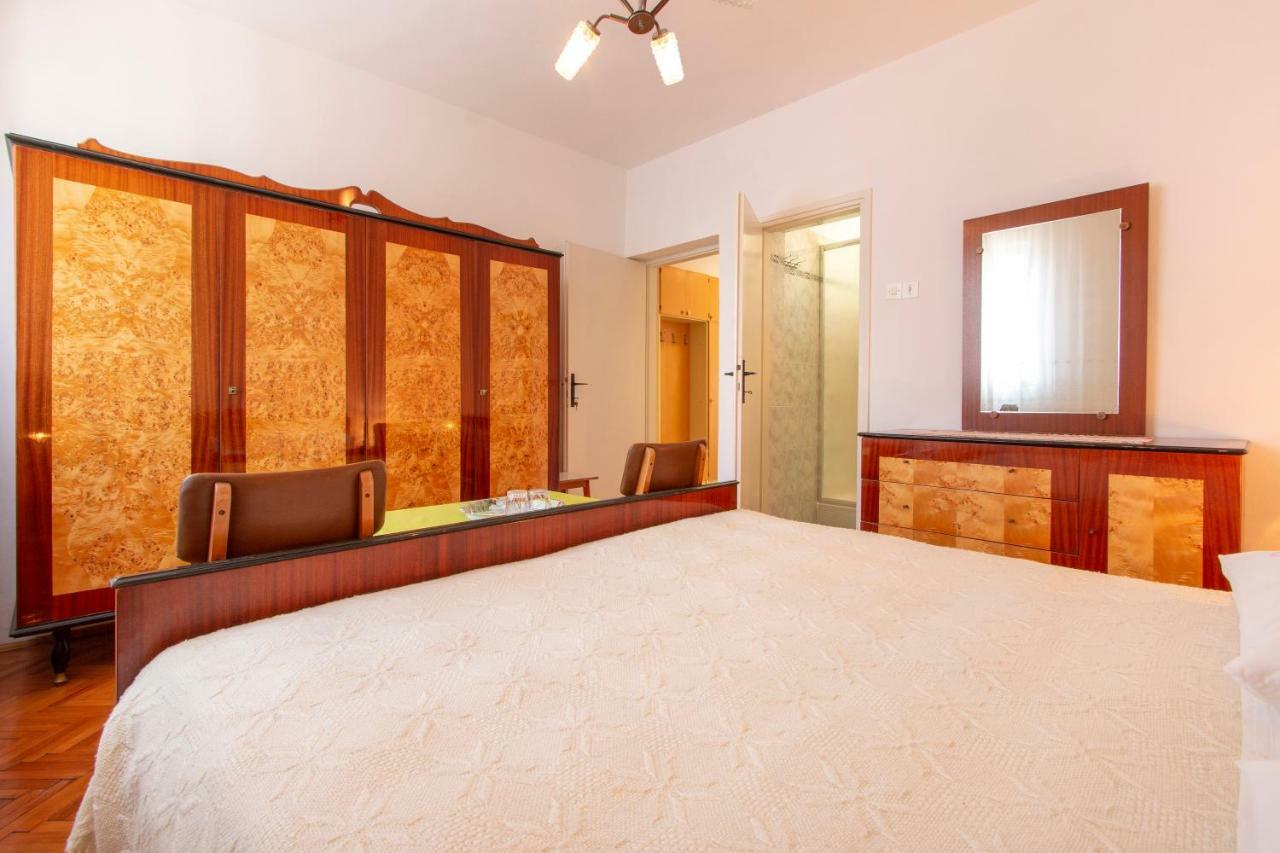 Irena'S Place A2 Ρόβινι Εξωτερικό φωτογραφία