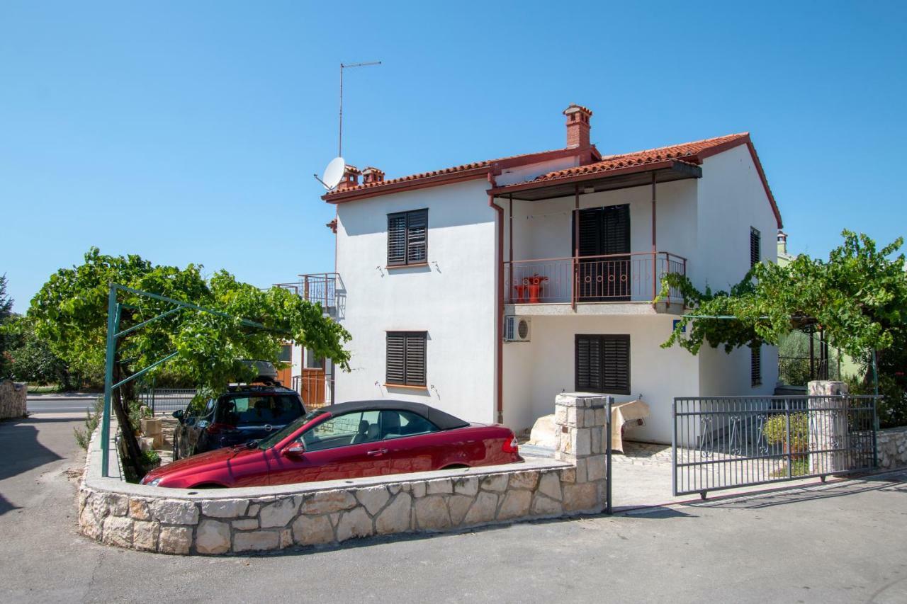 Irena'S Place A2 Ρόβινι Εξωτερικό φωτογραφία